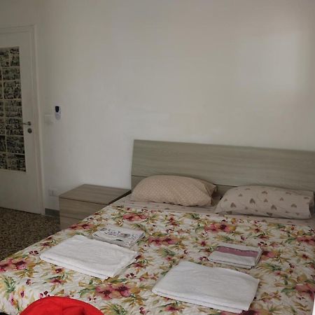 Venezia Lovely Rooms Lido di Venezia Екстер'єр фото