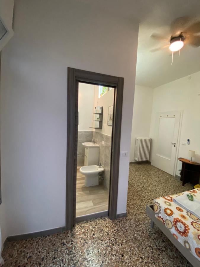 Venezia Lovely Rooms Lido di Venezia Екстер'єр фото